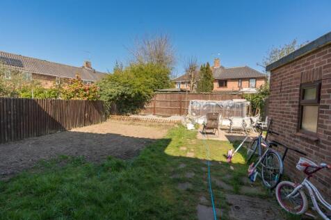 84-BuckinghamRd-006.jpg