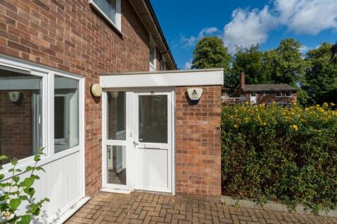 UplandsCourt-003.jpg