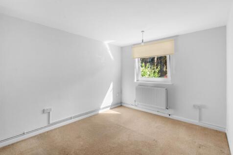 UplandsCourt-012.jpg