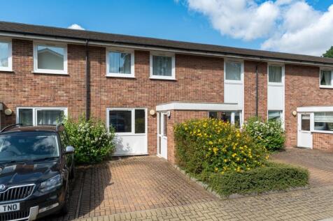 UplandsCourt-001.jpg