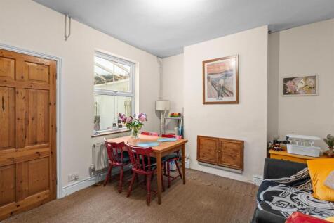 101-BuryStreet-004.jpg