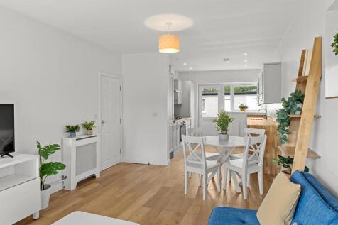 3-MeadowRiseRoad-013.jpg