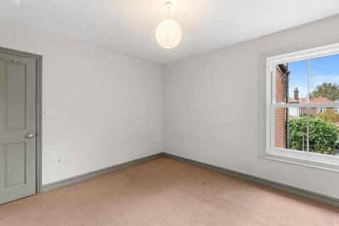 11HenleyRd-005.jpg
