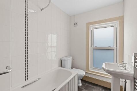 11HenleyRd-002.jpg
