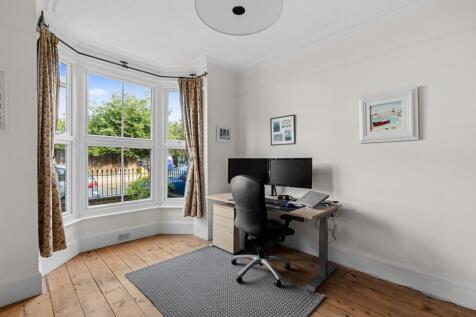 45 Sandringham Road -004.jpg