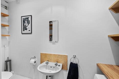 45 Sandringham Road -013.jpg