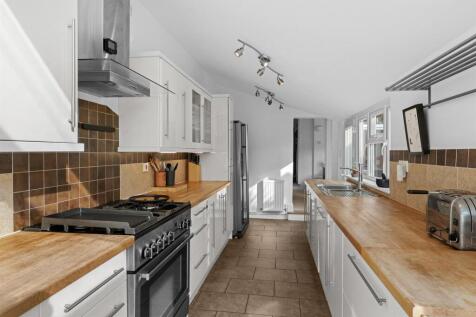 45 Sandringham Road -020.jpg