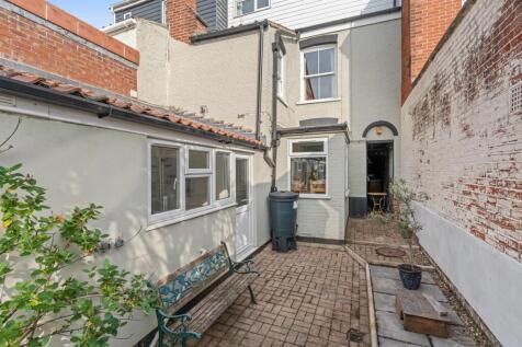 45 Sandringham Road -035.jpg