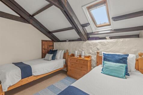 Thyme Bedroom