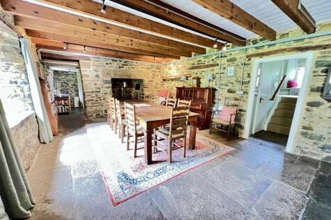 Farmhouse Dining Room