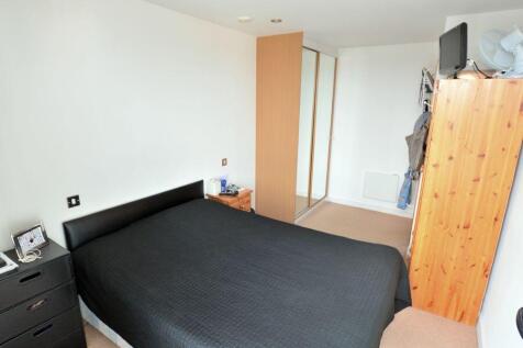 bed1.JPG