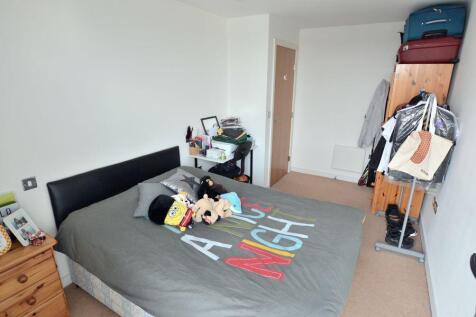 bed2.JPG