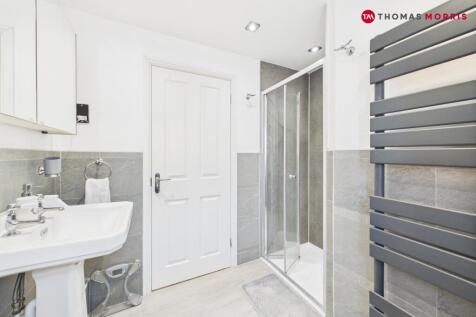 Ensuite Bed One