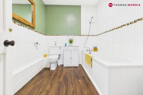 Downstairs Bathroom