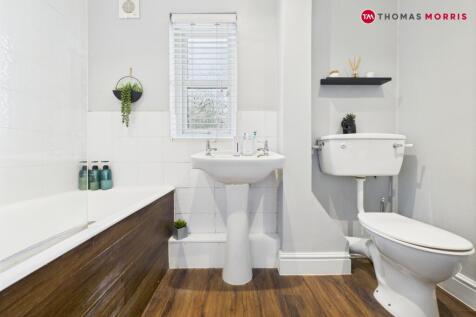 Upstairs Bathroom