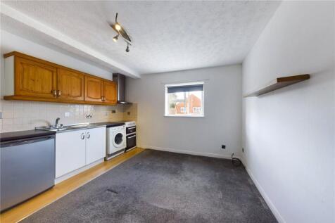 Lounge/Kitchen