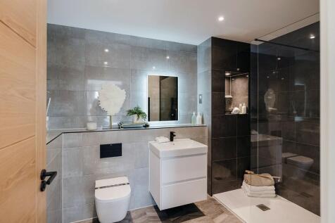 Bedroom 1 en-suite