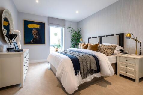 Show Apartment