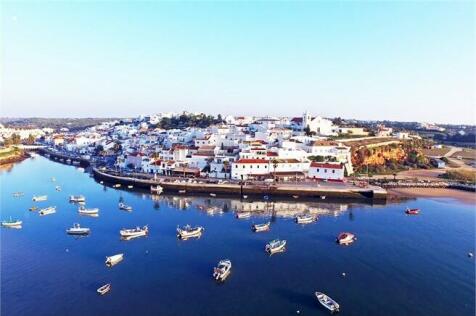 View over Ferragudo