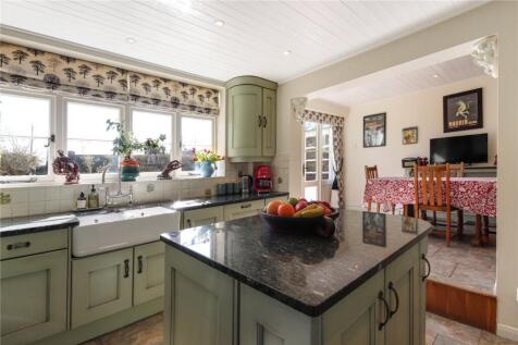 Kitchen/Breakfast Rm