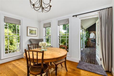 Breakfast Room