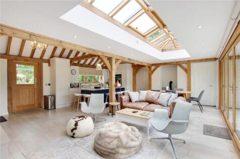 Kitchen/Living Area