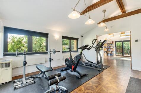 Gym/Garden Pod