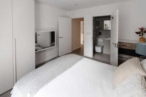 5-Cavendish-Apart...