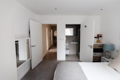 5-Cavendish-Apart...