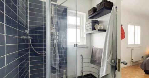 Screenshot 2025-1...