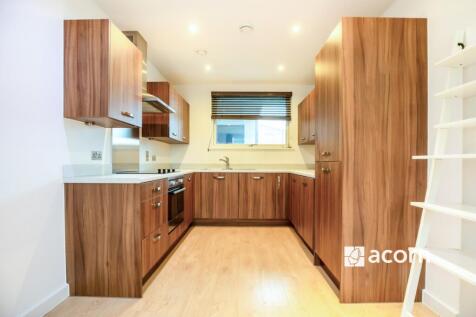 b64dfa83-babf-f01...