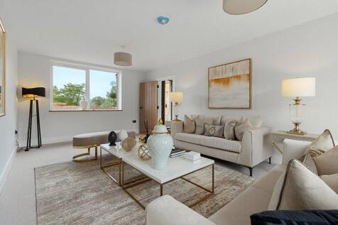Plot 2 Lounge