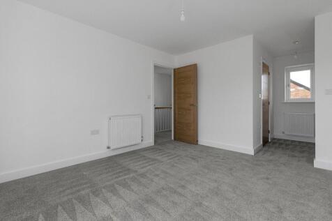 Plot 1 - Master Bed