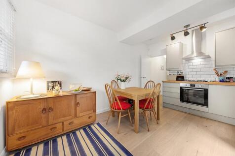 Kitchen Diner 4.jpg