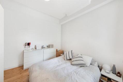 Bedroom 3.jpg