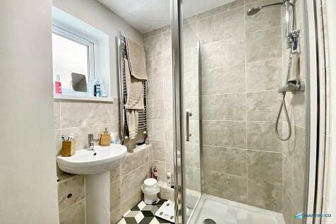 31024231-7656-475...