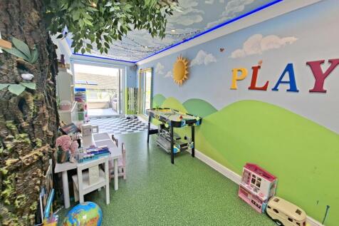 DINING ROOM/PLAY ROOM