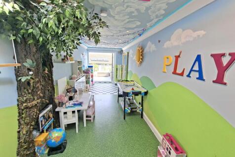 DINING ROOM/PLAY ROOM