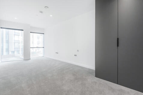 Principal Bedroom.jpg