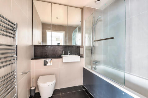 Bathroom.jpg