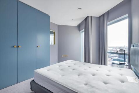 Bedroom (1).jpg