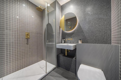 Ensuite.jpg