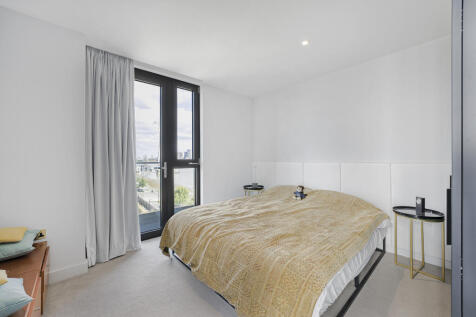 Principal Bedroom.jpg