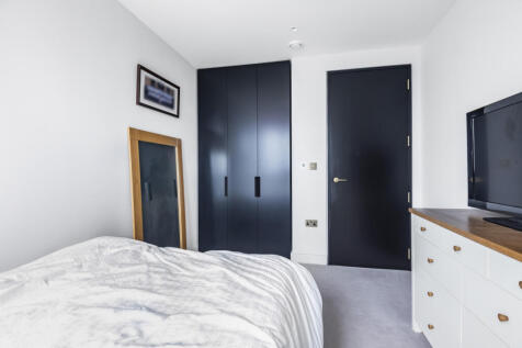 Bedroom 2 (1).jpg