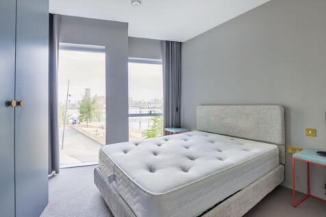 Bedroom 2 (1).jpg