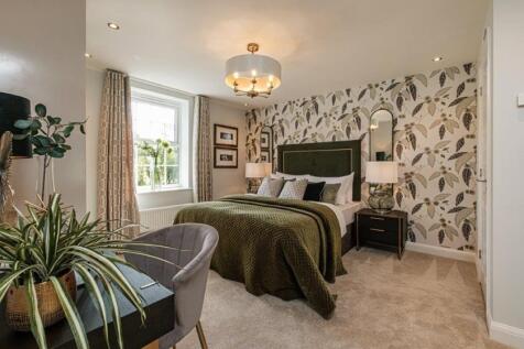 holden main bedroom.jpg