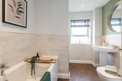 family bathroom.jpg