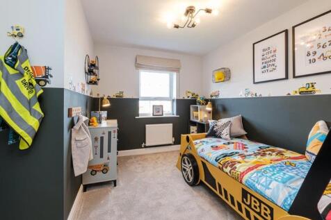holden bedroom 4.jpg
