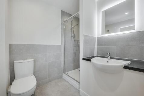Bedroom 4 En-suite