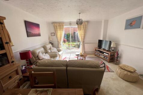 Sitting/Dining Room